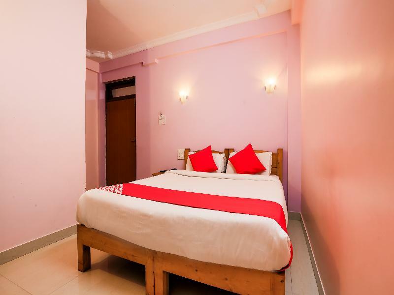 Hotel Baga Bay Bagian luar foto