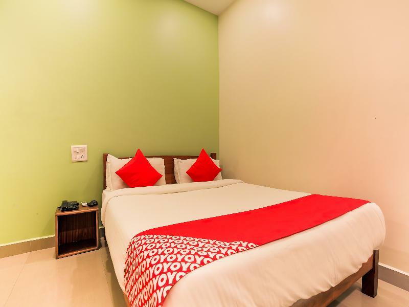 Hotel Baga Bay Bagian luar foto